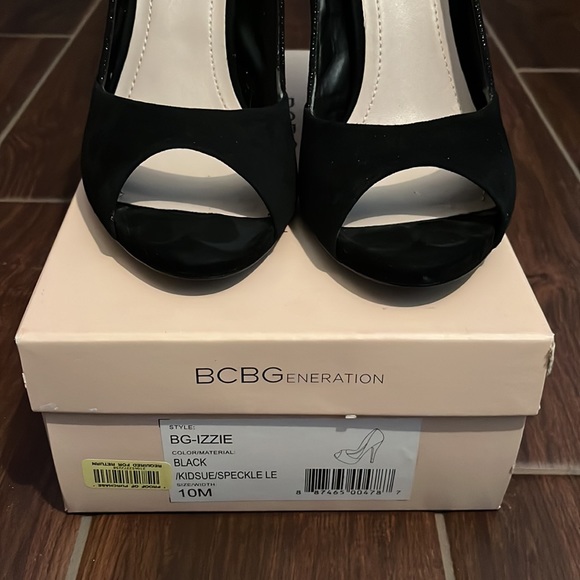 BCBGeneration Izzie Heels - Picture 7 of 7